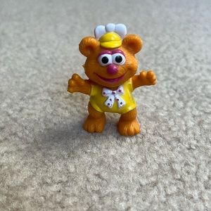 Vintage 1986 Muppet Babies Fozzie Bear Happy Meal Action Figure
